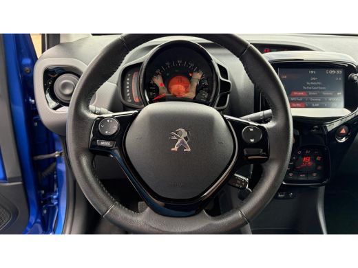 Peugeot 108 1.0 E-VTI 72PK 5-DRS ALLURE / NAVI / CLIMA / LED / 15" LMV / BLUETOOTH / PACK STYLE !! ActivLease financial lease