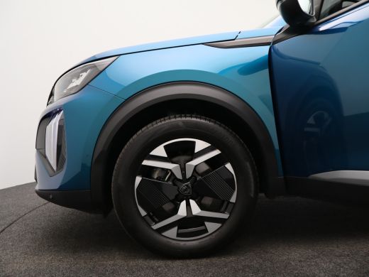 Peugeot 2008 1.2 Hybrid 145 Allure 8 Jaar Garantie | Keyless | Camera Voor + Achter | Parkeersenoren Voor en A... ActivLease financial lease