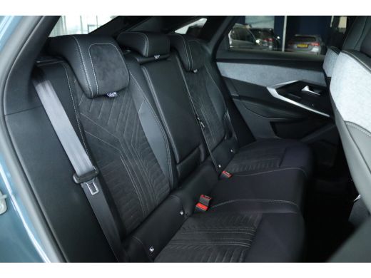 Peugeot 3008 1.2 Hybrid 145 GT VOORRAAD ACTIE | 8 JAAR GARANTIE | | 360 vision & Drive Assist Plus Pack | Appl... ActivLease financial lease