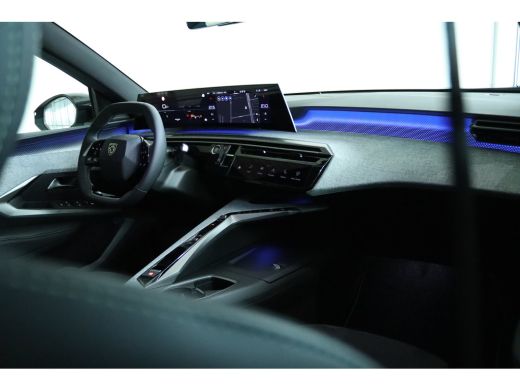 Peugeot 3008 1.2 Hybrid 145 GT VOORRAAD ACTIE | 8 JAAR GARANTIE | | 360 vision & Drive Assist Plus Pack | Appl... ActivLease financial lease