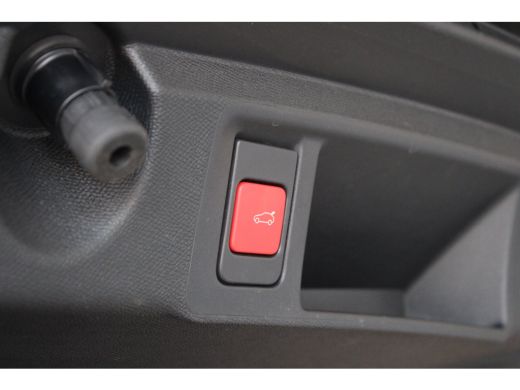 Peugeot 308 SW 1.2 Hybrid 136 e-DCS6 GT | Achteruitrijcamera | Apple Carplay/Android Auto|telefoonintegratie ... ActivLease financial lease