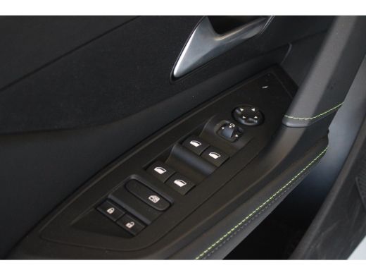 Peugeot 308 SW 1.2 Hybrid 136 e-DCS6 GT | Achteruitrijcamera | Apple Carplay/Android Auto|telefoonintegratie ... ActivLease financial lease