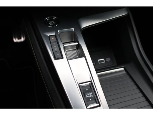 Peugeot 308 SW 1.2 PureTech GT | Automaat | Navigatie | Camera | Apple carplay | 18 Inch lichtmetaal | Alcant... ActivLease financial lease