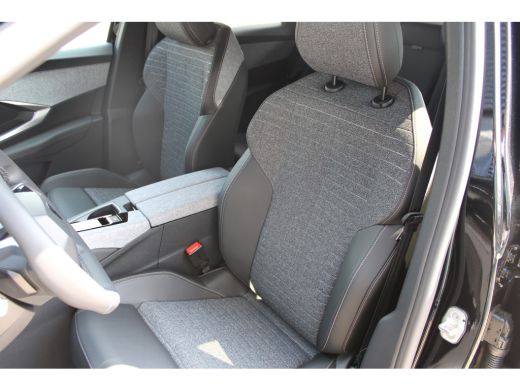 Peugeot e-3008 Allure Avantage 210 73 kWh Seat Pack | Stoel/Stuur Verwarming | 360-Graden Camera | Adaptive Crui... ActivLease financial lease