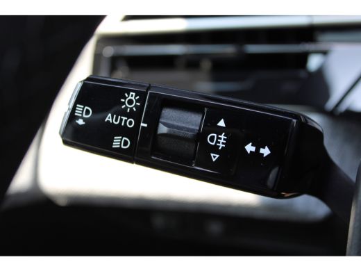 Peugeot e-3008 Allure Avantage 210 73 kWh Seat Pack | Stoel/Stuur Verwarming | 360-Graden Camera | Adaptive Crui... ActivLease financial lease