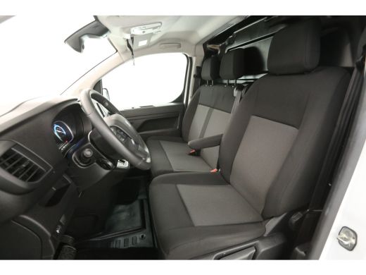 Peugeot e-Expert 75 kWh L3H1 Long Range | Snelladen | SOH 94% | Airco | Cruise | 3 Zits | Carplay | Parkeersens. ActivLease financial lease