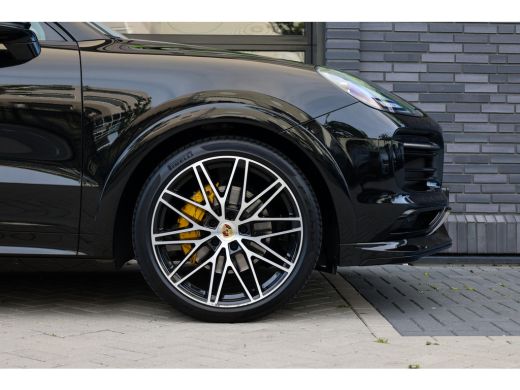 Porsche Cayenne 3.0 E-Hybrid Platinum Edition | NAP! | BTW | TECHART | FULL PPF! | PANO | STOELVENTILATIE | ACHTE... ActivLease financial lease