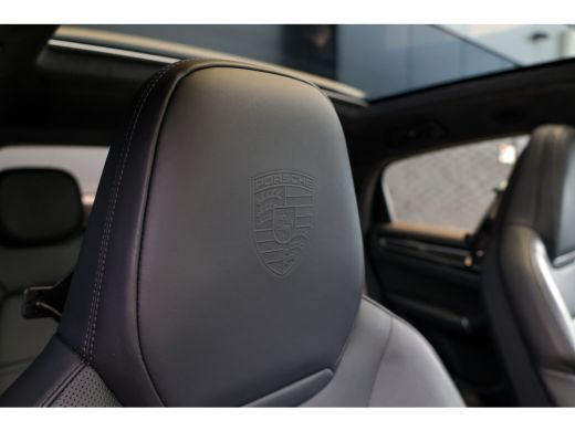 Porsche Cayenne 3.0 E-Hybrid Platinum Edition | NAP! | BTW | TECHART | FULL PPF! | PANO | STOELVENTILATIE | ACHTE... ActivLease financial lease