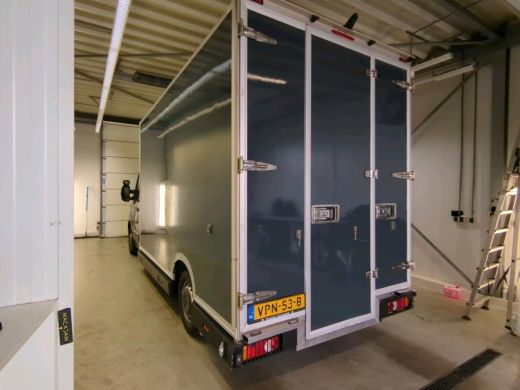 Renault Master T35 2.3 dCi 150PK BAKWAGEN LOWLINER ActivLease financial lease