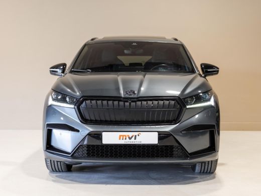 Skoda Enyaq iV 60 Founders Edition Black Sportline SoH 92% / 179pk / Panorama dak / Achteruitrij camera / Memory... ActivLease financial lease