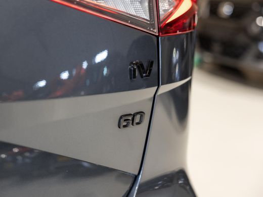Skoda Enyaq iV 60 Founders Edition Black Sportline SoH 92% / 179pk / Panorama dak / Achteruitrij camera / Memory... ActivLease financial lease