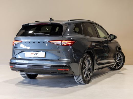 Skoda Enyaq iV 60 Founders Edition Black Sportline SoH 92% / 179pk / Panorama dak / Achteruitrij camera / Memory... ActivLease financial lease