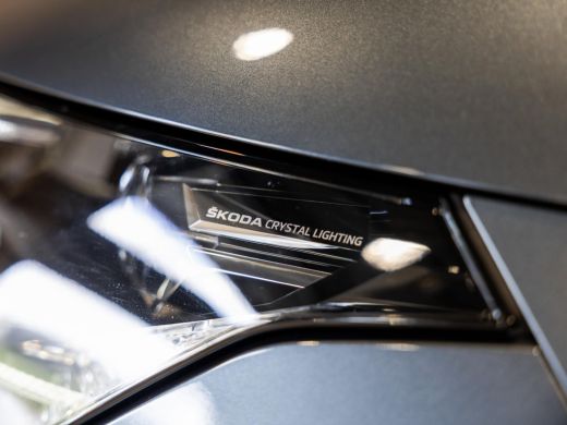 Skoda Enyaq iV 60 Founders Edition Black Sportline SoH 92% / 179pk / Panorama dak / Achteruitrij camera / Memory... ActivLease financial lease