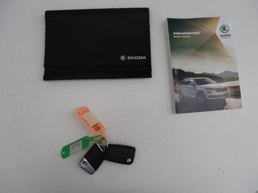 Skoda Kodiaq | Leder/alcantara | Memory | Cruise control | Stuur/stoel verwarming | Canton Sound | Carplay | C... ActivLease financial lease