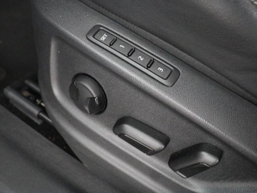 Skoda Kodiaq | Leder/alcantara | Memory | Cruise control | Stuur/stoel verwarming | Canton Sound | Carplay | C... ActivLease financial lease