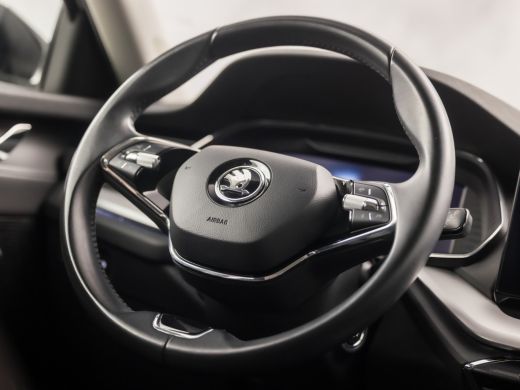 Skoda Octavia Combi 1.4 TSI iV PHEV Sport 218Pk Automaat (VIRTUAL COCKPIT, APPLE CARPLAY, GROOT NAVI, CAMERA, S... ActivLease financial lease