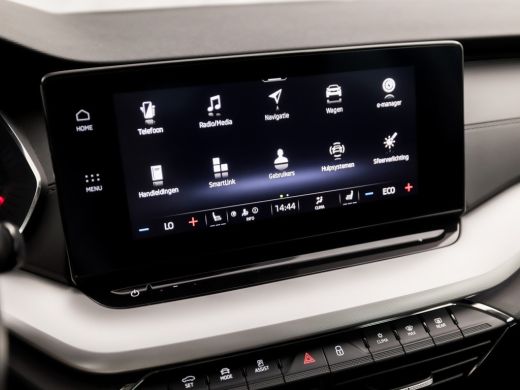 Skoda Octavia Combi 1.4 TSI iV PHEV Sport 218Pk Automaat (VIRTUAL COCKPIT, APPLE CARPLAY, GROOT NAVI, CAMERA, S... ActivLease financial lease