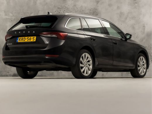 Skoda Octavia Combi 1.4 TSI iV PHEV Sport 218Pk Automaat (VIRTUAL COCKPIT, APPLE CARPLAY, GROOT NAVI, CAMERA, S... ActivLease financial lease
