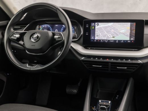 Skoda Octavia Combi 1.4 TSI iV PHEV Sport 218Pk Automaat (VIRTUAL COCKPIT, APPLE CARPLAY, GROOT NAVI, CAMERA, S... ActivLease financial lease
