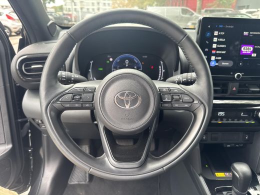 Toyota Yaris Cross 1.5 Hybrid 130 Dynamic | 06-10141018 Voor meer informatie ActivLease financial lease