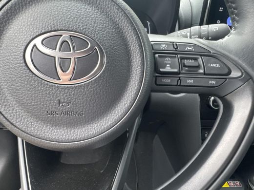 Toyota Yaris Cross 1.5 Hybrid 130 Dynamic | 06-10141018 Voor meer informatie ActivLease financial lease