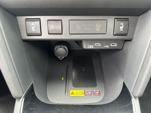 Toyota Yaris Cross 1.5 Hybrid 130 Dynamic | 06-10141018 Voor meer informatie ActivLease financial lease