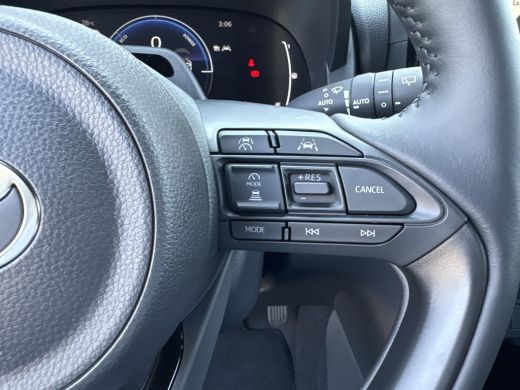 Toyota Yaris Cross 1.5 Hybrid 130 First Edition **FACELIFT MODEL/ NIEUWE AUTO/ DIRECT LEVERBAAR** ActivLease financial lease