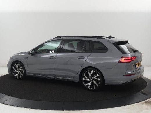 Volkswagen Golf Variant 1.5 eTSI R-Line Business | Panoramadak | Sportstoelen | Adaptive cruise | Stuur/stoel ver... ActivLease financial lease