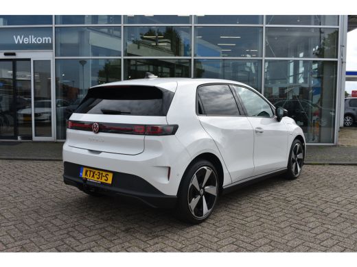 Volkswagen ID. Polo 211PK Style First Edition | TREKHAAK | PANORAMADAK | 19 INCH | CAMERA | NAVIGATIE | STUUR + STOEL... ActivLease financial lease