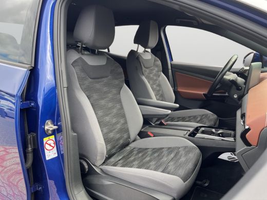 Volkswagen ID.5 Pro Performance 77 kWh | A.cam | ACC | Comfort pakket | Stoelverwarming | ActivLease financial lease