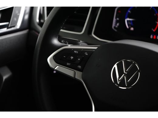 Volkswagen Polo 1.0 TSI Life Edition l Matrix LED l Dodehoek Assistent l Elektr. Inklap. Spiegels l Parkeersensor... ActivLease financial lease