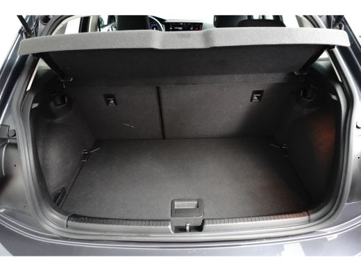 Volkswagen Polo 1.0 TSI Life Edition l Matrix LED l Dodehoek Assistent l Elektr. Inklap. Spiegels l Parkeersensor... ActivLease financial lease