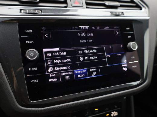 Volkswagen Tiguan 1.5 TSI R-Line Business+ | Panodak | Standkachel | Keyless | IQ Light | Black Style | Elk. A-klep... ActivLease financial lease
