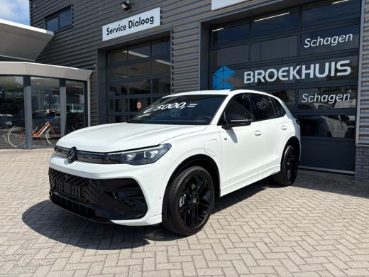 Volkswagen Tiguan R-Line Edition - eHybrid | 'App-Connect' draadloze smartphone integratie | Achteruitrijcamera (Re... ActivLease financial lease