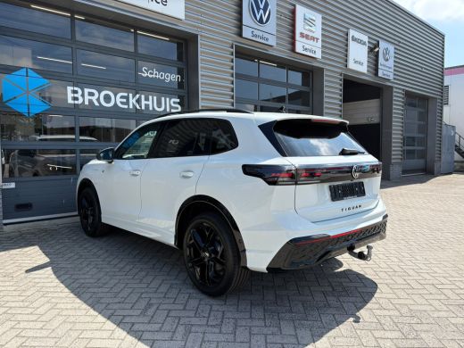 Volkswagen Tiguan R-Line Edition - eHybrid | 'App-Connect' draadloze smartphone integratie | Achteruitrijcamera (Re... ActivLease financial lease