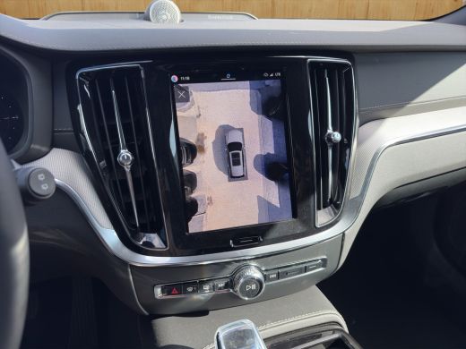 Volvo  V60 2.0 T6 Plug-in hybrid AWD Ultra Dark | Bower & Wilkins | Massage stoelen voor | 360 Camera | Schu... ActivLease financial lease
