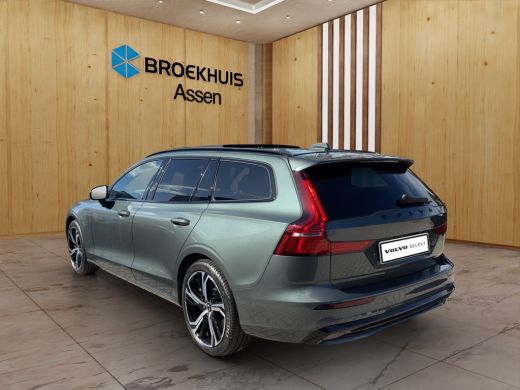 Volvo  V60 2.0 T6 Plug-in hybrid AWD Ultra Dark | Bower & Wilkins | Massage stoelen voor | 360 Camera | Schu... ActivLease financial lease