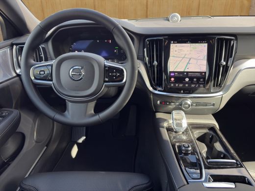 Volvo  V60 2.0 T6 Plug-in hybrid AWD Ultra Dark | Bower & Wilkins | Massage stoelen voor | 360 Camera | Schu... ActivLease financial lease