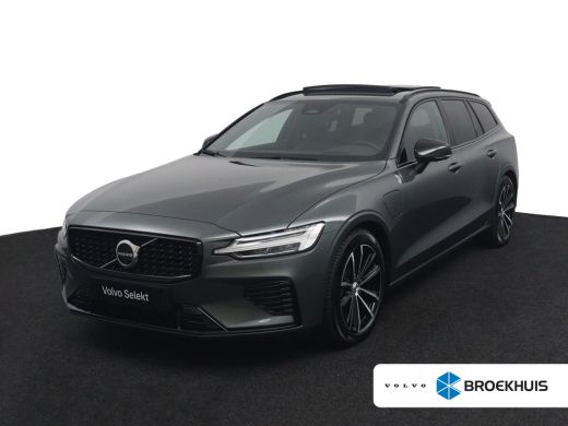 Volvo  V60 T8 Plug-in hybrid AWD Plus Dark | Panoramadak | Trekhaak | Sportstoelen | Head-Up | 360 Camera | ActivLease financial lease