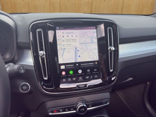 Volvo  XC40 2.0 B4 Plus Black Edition | BLIS | Stoel + Stuur Verwarming | Harman Kardon | 360 Camera | Trekha... ActivLease financial lease