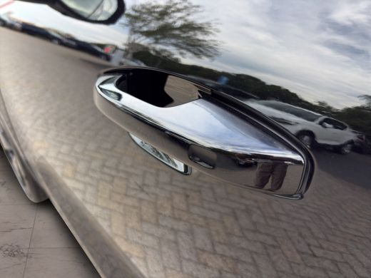 Volvo  XC40 2.0 B4 Plus Black Edition | BLIS | Stoel + Stuur Verwarming | Harman Kardon | 360 Camera | Trekha... ActivLease financial lease