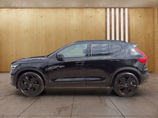 Volvo  XC40 2.0 B4 Plus Black Edition | BLIS | Stoel + Stuur Verwarming | Harman Kardon | 360 Camera | Trekha... ActivLease financial lease