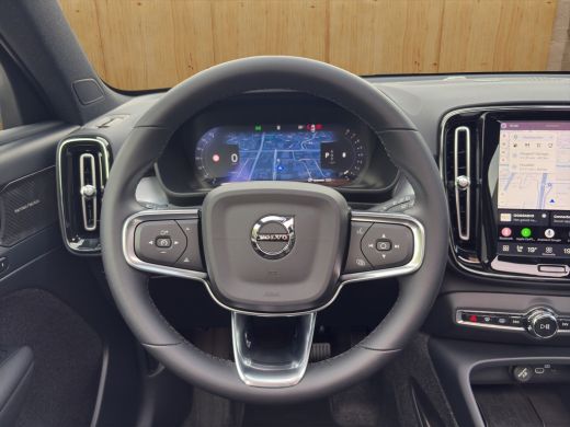 Volvo  XC40 2.0 B4 Plus Black Edition | BLIS | Stoel + Stuur Verwarming | Harman Kardon | 360 Camera | Trekha... ActivLease financial lease