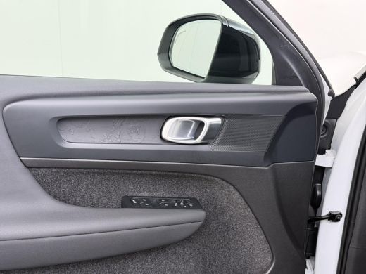 Volvo  XC40 Single Motor Plus 69 kWh VAN:33.900,- VOOR:30.440,- UW HERFSTVOORDEEL:3.460,- SOH 93% | ELEKTRISC... ActivLease financial lease