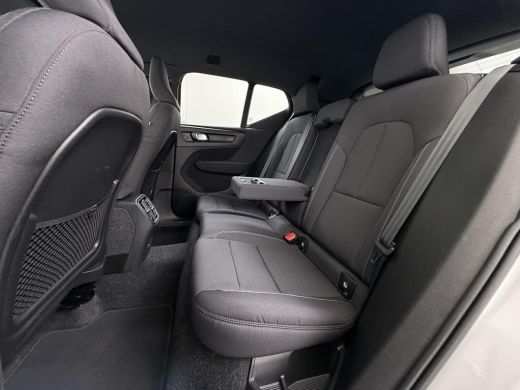 Volvo  XC40 Single Motor Plus 69 kWh VAN:33.900,- VOOR:30.440,- UW HERFSTVOORDEEL:3.460,- SOH 93% | ELEKTRISC... ActivLease financial lease