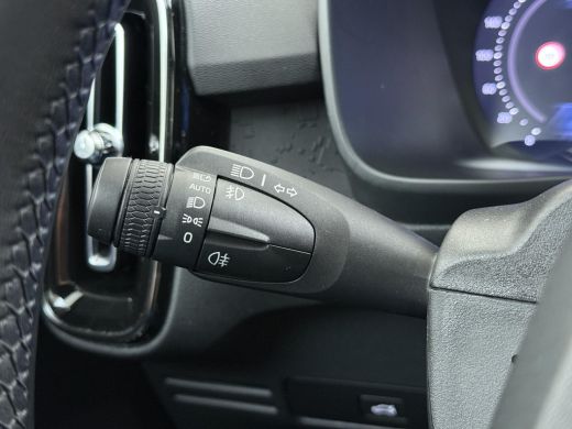 Volvo  XC40 Single Motor Plus 69 kWh VAN:33.900,- VOOR:30.440,- UW HERFSTVOORDEEL:3.460,- SOH 93% | ELEKTRISC... ActivLease financial lease