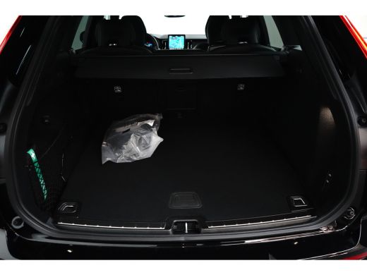 Volvo  XC60 2.0 Recharge T6 AWD Black Edition | Luchtvering | Pano | 360 | Head-up | Harman/Kardon ActivLease financial lease