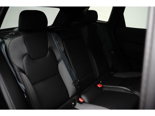 Volvo  XC60 2.0 Recharge T6 AWD Black Edition | Luchtvering | Pano | 360 | Head-up | Harman/Kardon ActivLease financial lease