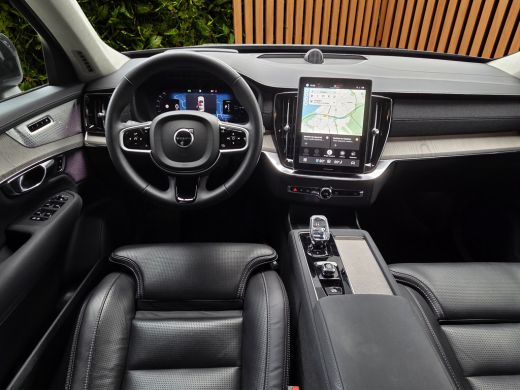 Volvo  XC90 2.0 T8 Plug-in hybrid AWD Ultra Dark | Luchtvering | Bowers&Wilkins | Trekhaak | Massage/ventilatie ActivLease financial lease