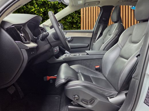 Volvo  XC90 2.0 T8 Plug-in hybrid AWD Ultra Dark | Luchtvering | Bowers&Wilkins | Trekhaak | Massage/ventilatie ActivLease financial lease